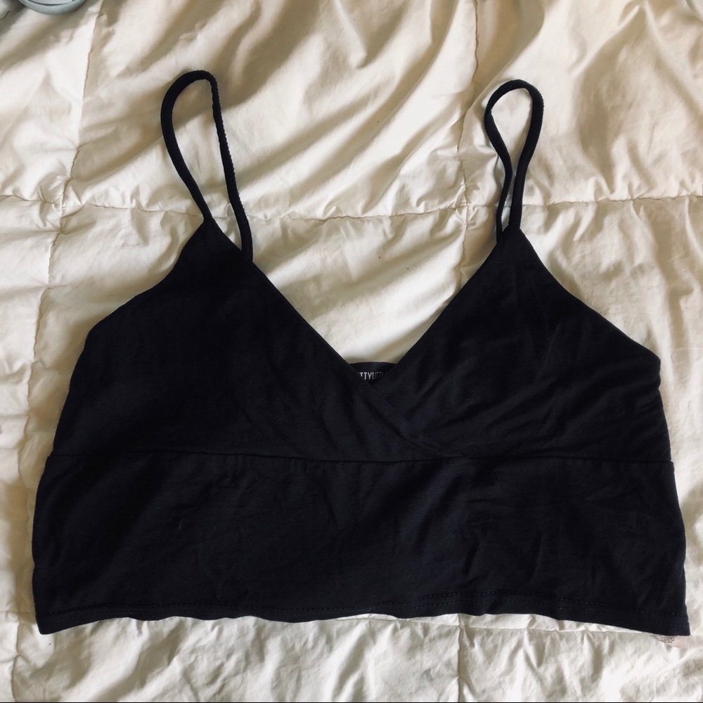 PrettyLittleThing black bralette